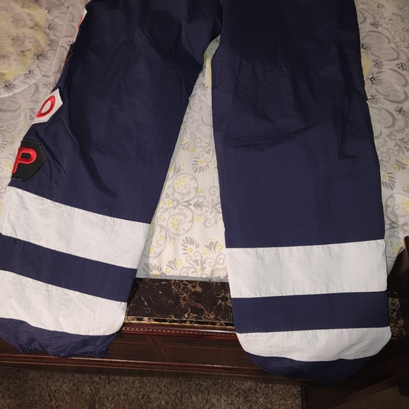 Pants - Picture 3 of 4